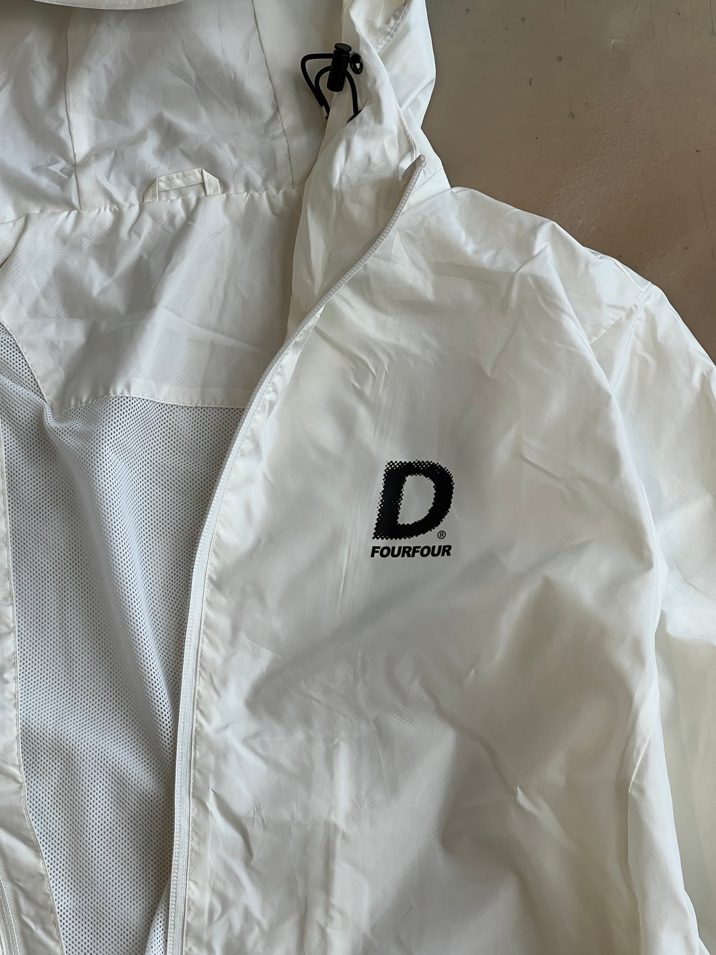 HOODED SPORTSWEAR JACKET